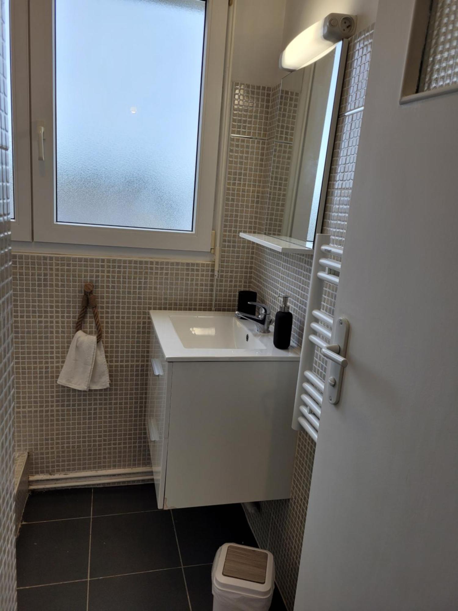 A Deux Pieds De L'Ocean ! Apartment Larmor-Plage Luaran gambar